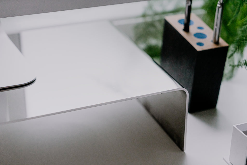 Monitor stand - Polished steel - B E N T