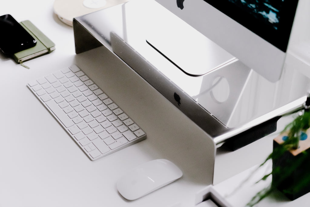 Monitor stand - Polished steel - B E N T