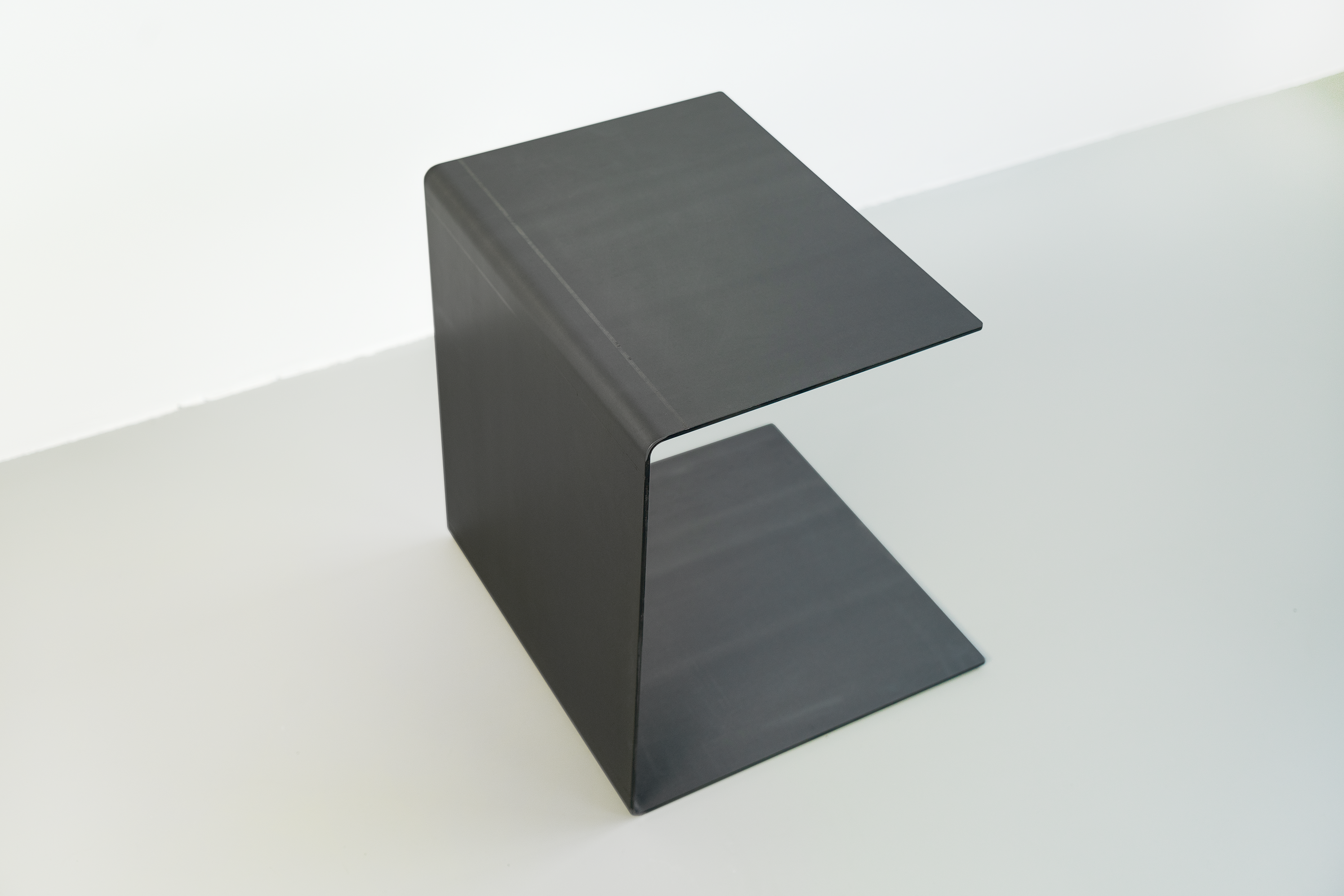 Slide-Under Side Table– B E N T