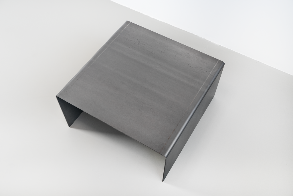 Square coffee table - B E N T