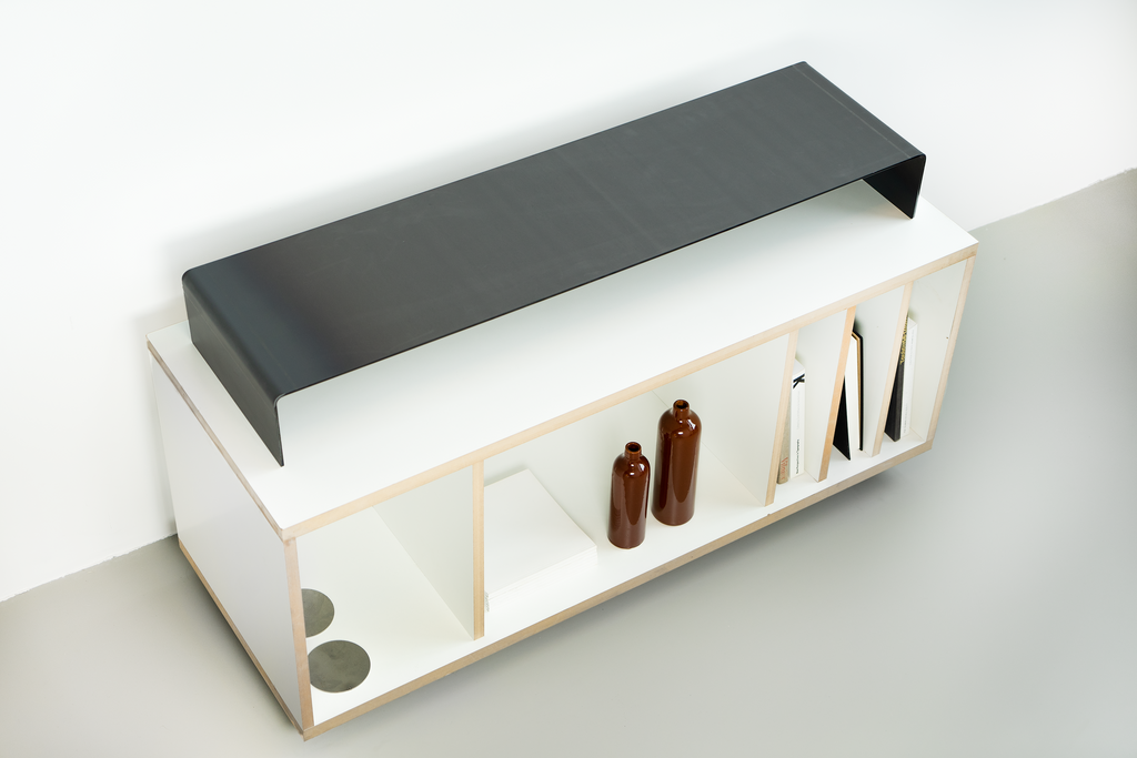 Soundbar shelf for shop tv